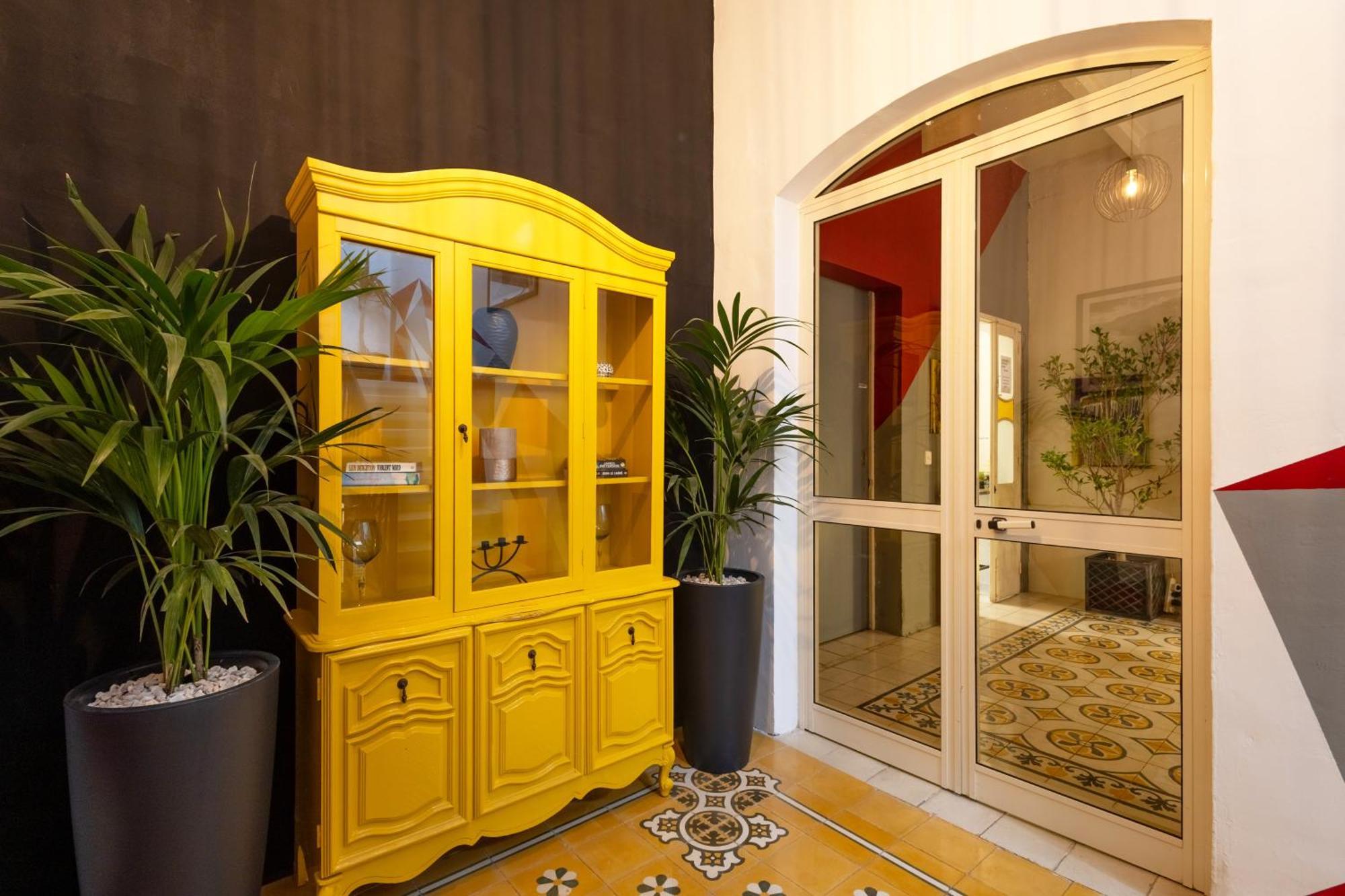 Quiet Twin Room With Private Bathroom, Not Ensuite Sliema Luaran gambar
